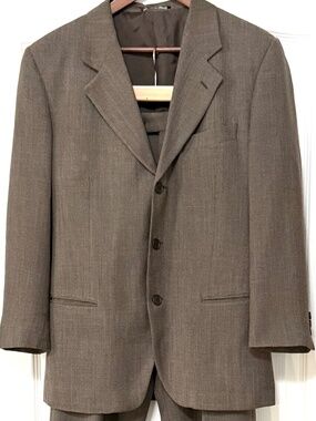Giorgio Armani Le Collezioni Vintage Brown Wool Suit 38S